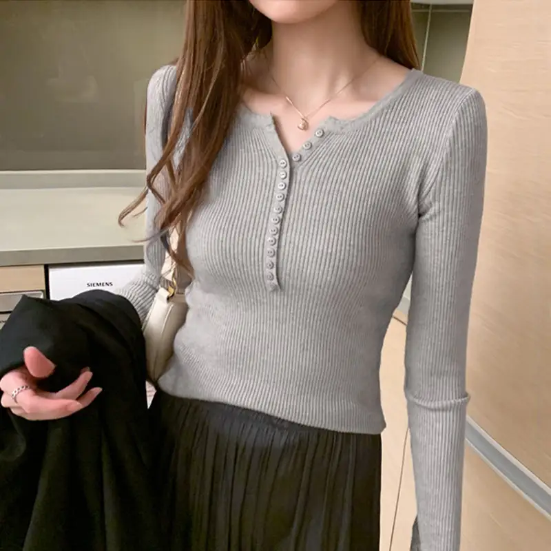 Knitted V-neck Button Autumn Thin Sweater