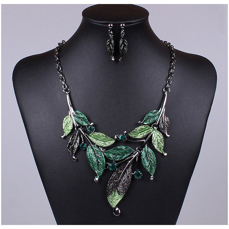 Europe and the United States big jewelry sets, color leaves, short clavicle necklace, bridal dress, female fashion accessories Green - Shop at LoveMi