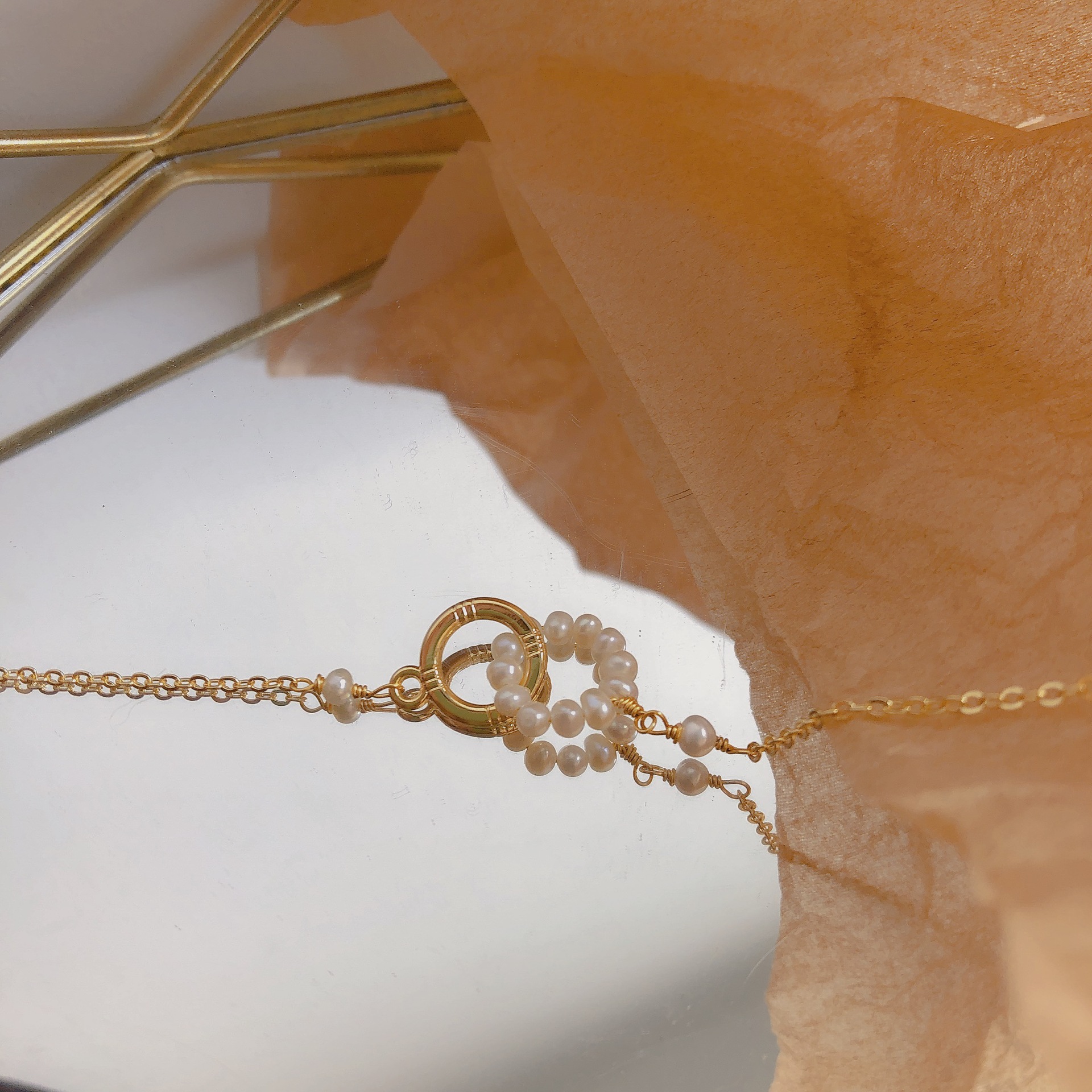 Interlocking Concentric Knot, High Sense Of Exquisite Niche Design, 14k Gold Necklace