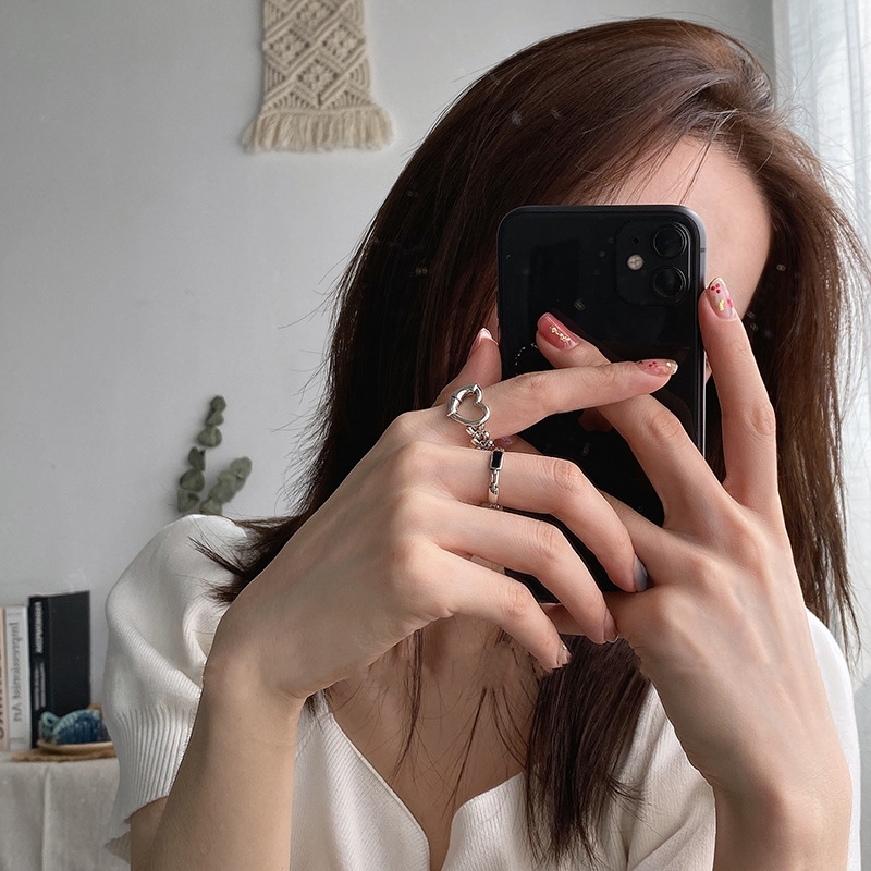 Peach Heart Heart-Shaped Black Chain Personality Simple Fashion Retro Distressed Ring Female Cold Wind