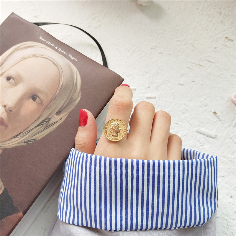 Korean Version Of S925 Sterling Silver Gold Dollar Round Coin Fashion Personality Elizabeth Ring