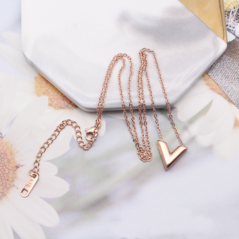Korean Fashion Simple V-shaped Necklace