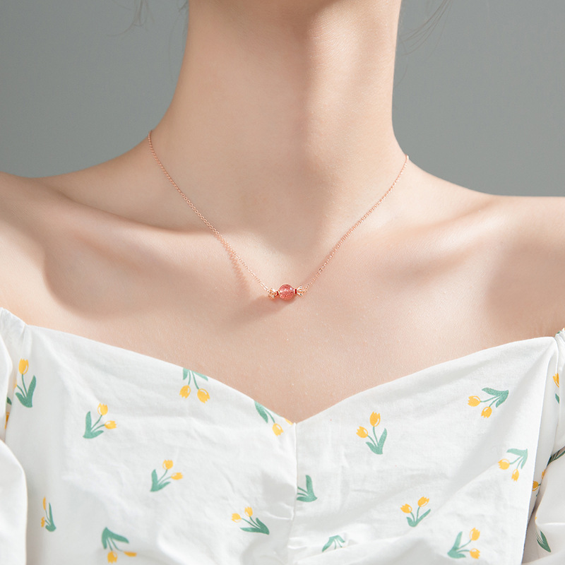 Summer Sweet Girl Heart Strawberry Crystal Candy Small Fresh Fashion Temperament Clavicle Chain