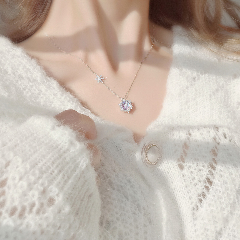 Snowflake Necklace Female Sterling Silver Niche Design Sense Clavicle Chain
