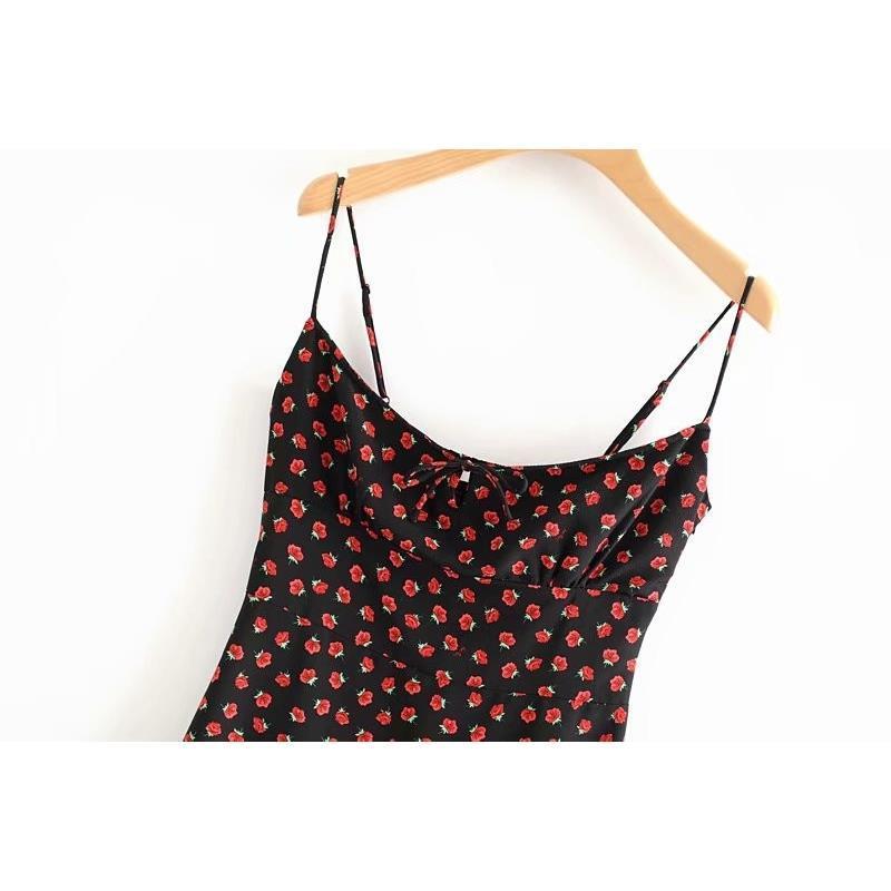 French Niche Retro Girl Black Small Wild Rose Floral Sling Dress With High Waist