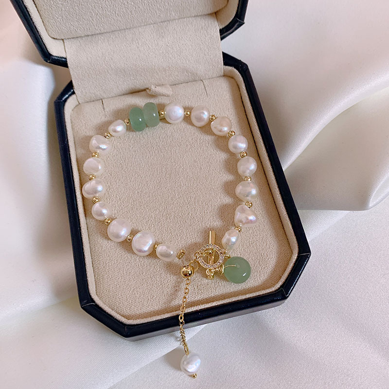 Retro Baroque Natural Pearl Bracelet For Female Friends