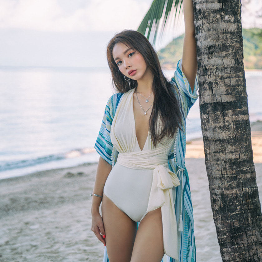 New Korean Ins Net Red Strappy Backless One-Piece Swimsuit Women