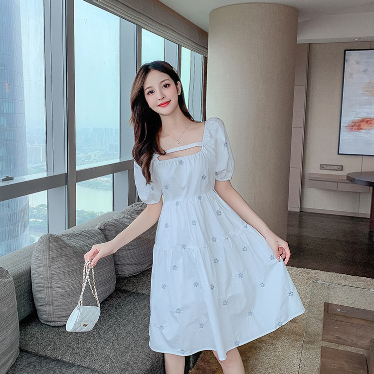 French Retro Waist Slim Flower Black Skirt Hepburn Bubble SLeeve Dress