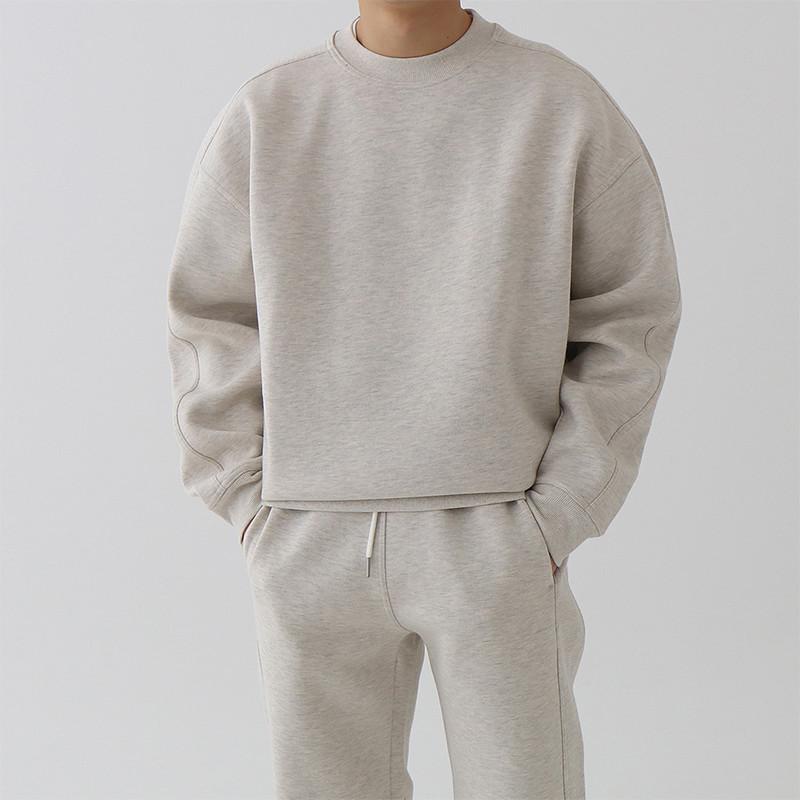 Title 3, Round Neck Sweater Men