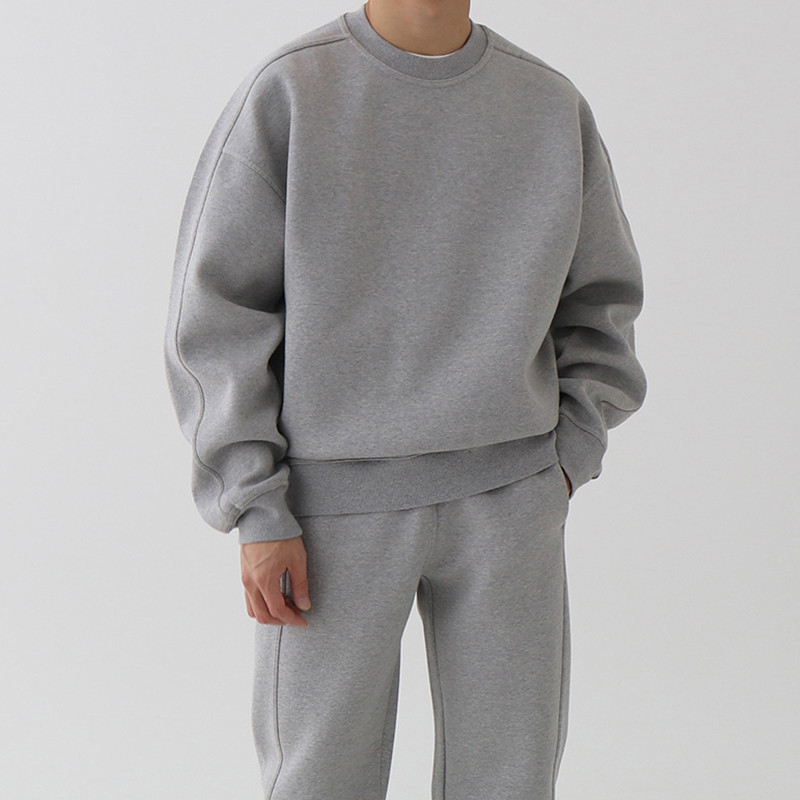 Title 7, Round Neck Sweater Men