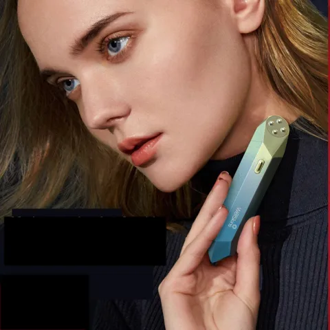 Massage to Remove Dark Circles and Fine Lines Under