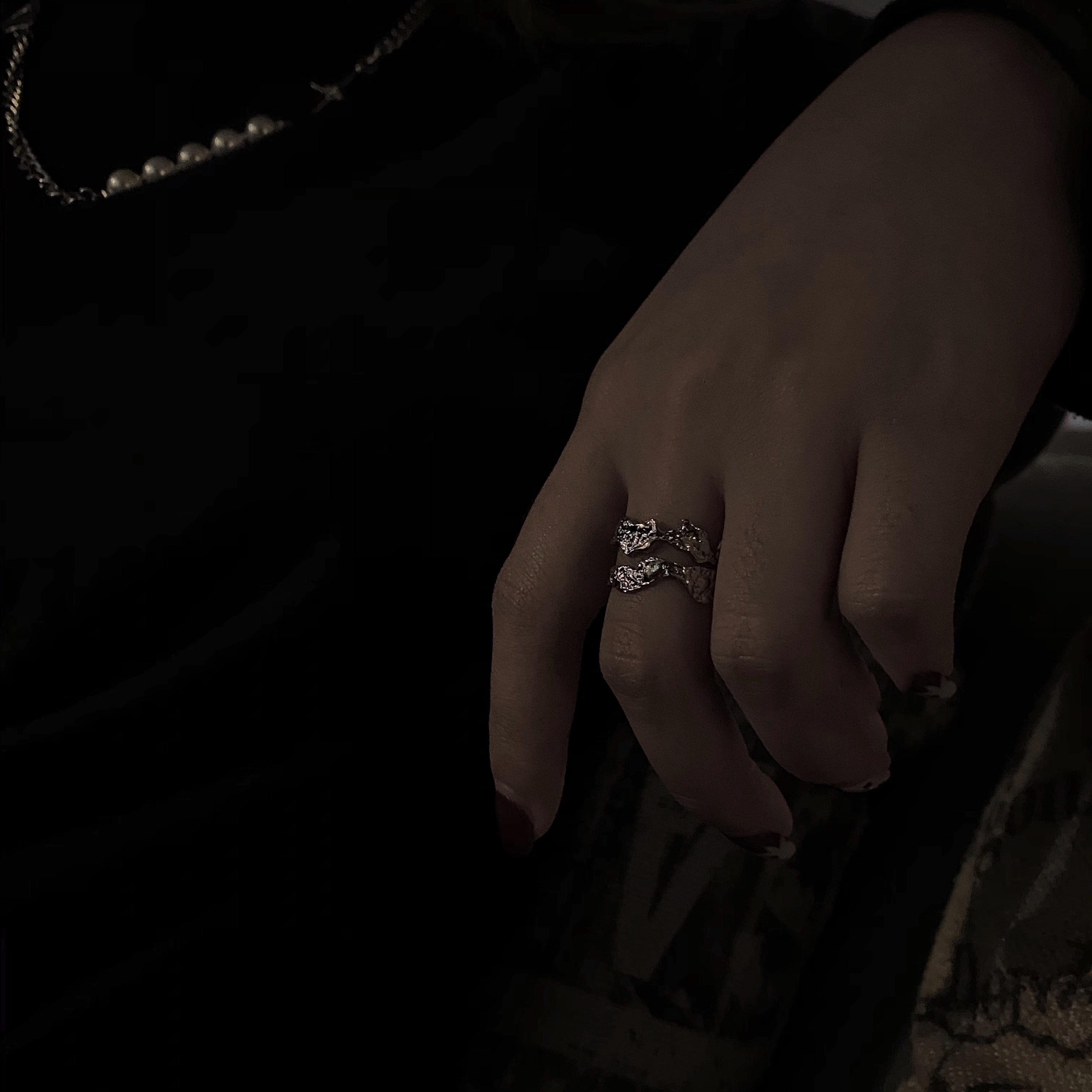 Double Layer Light Luxury Senior Niche Design Women'S Ring Pure Silver Texture Cold Wind Tail Ring