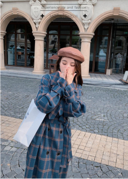 معطف نسائي بليد طويل متوسط الطول بتصميم فضفاض وخفيف فوق الركبة بتصميم أنيق وشعبي