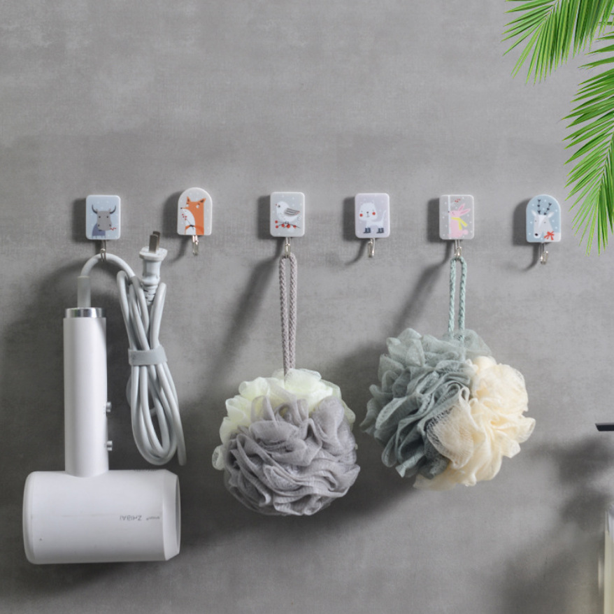 7008 Sticky Hook Wholesale Home Storage Cute Cartoon Hook Creative Fashion Powerful Supermarket Hot Sale