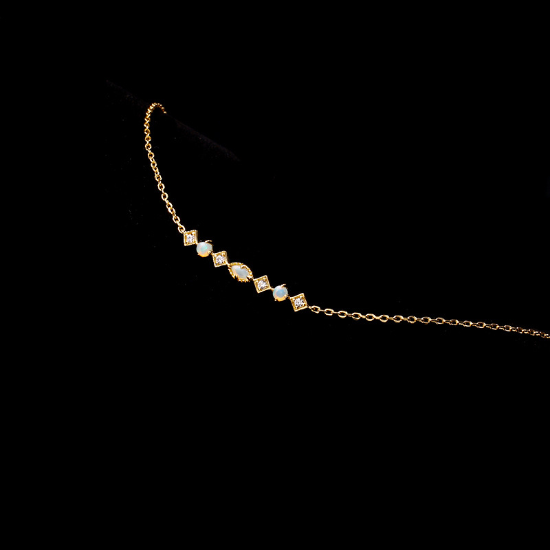 Japanese Light Jewelry Simple Diamond Australian Opal Bracelet