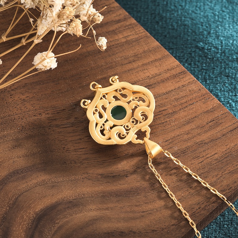 Ancient Gold Filigree Wishful Lock Bag Necklace Women