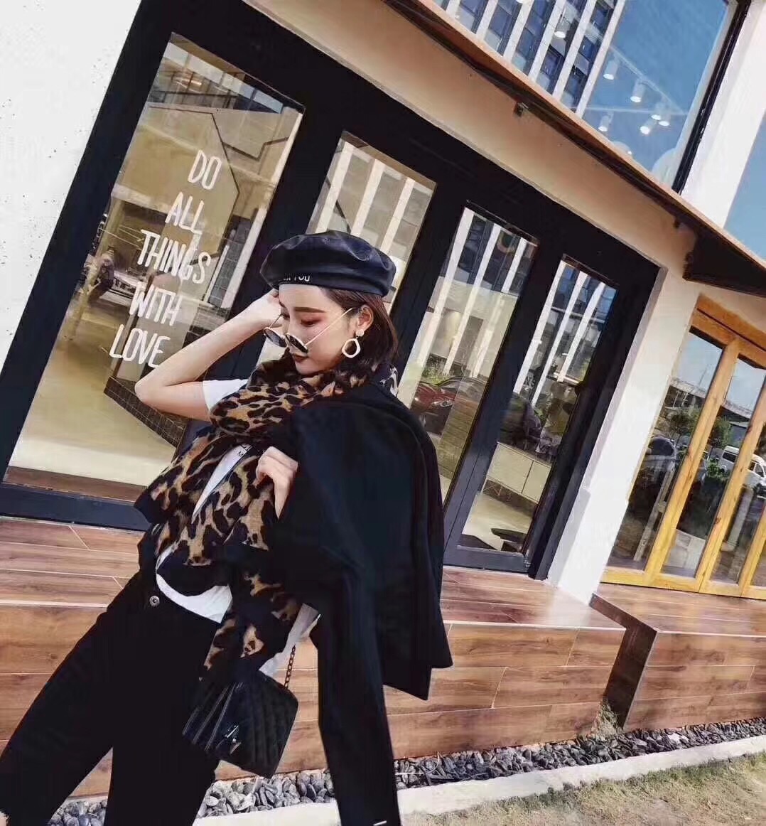 Leopard Print Cotton And Llinen Scarf  Women Autumn And Winter Warm Bib Dual-Use Shawl