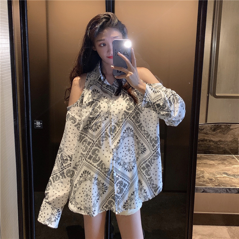 Women's Off The Shoulder Top With Loose Long Sleeved Sun Protection Shirt