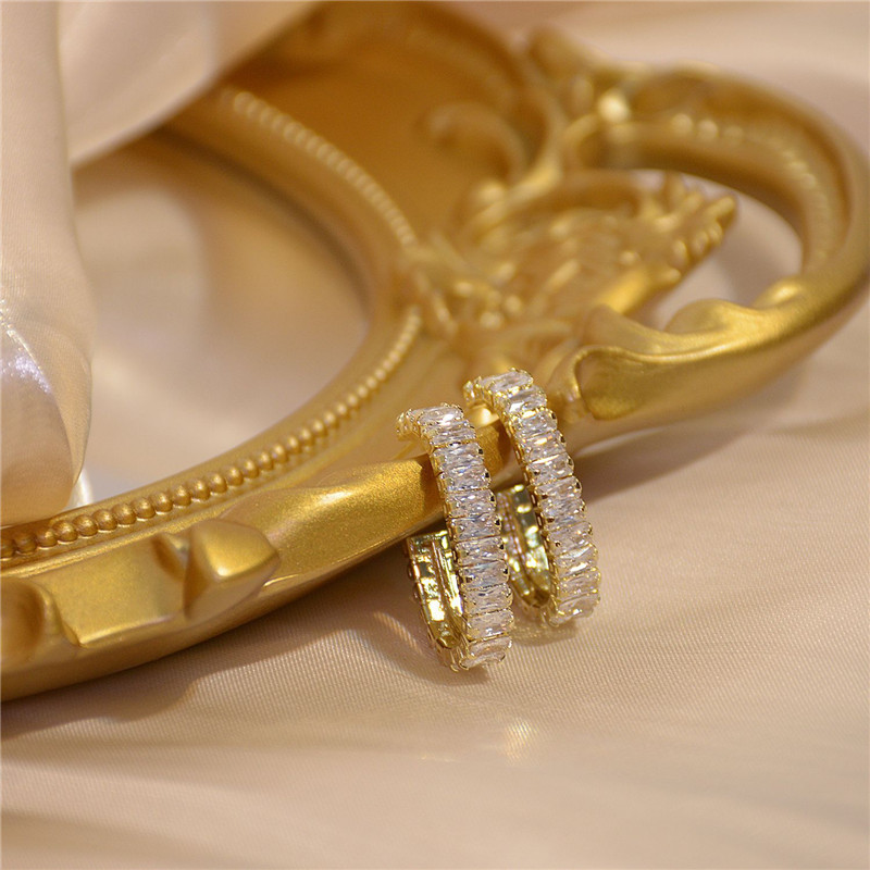 Micro-inlaid Zircon Exquisite Design Sense Net Red Temperament Earrings Square Earrings