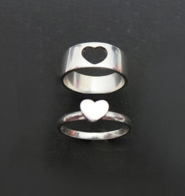 Fashion Hollow Heart-Shaped Couple Ring Bracelet