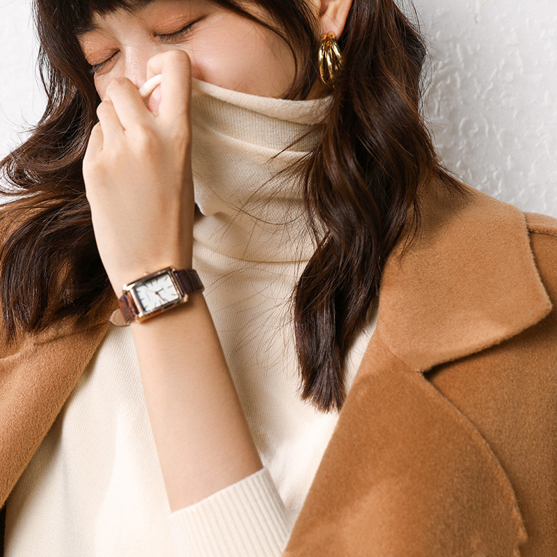 Turtleneck pullover sweater