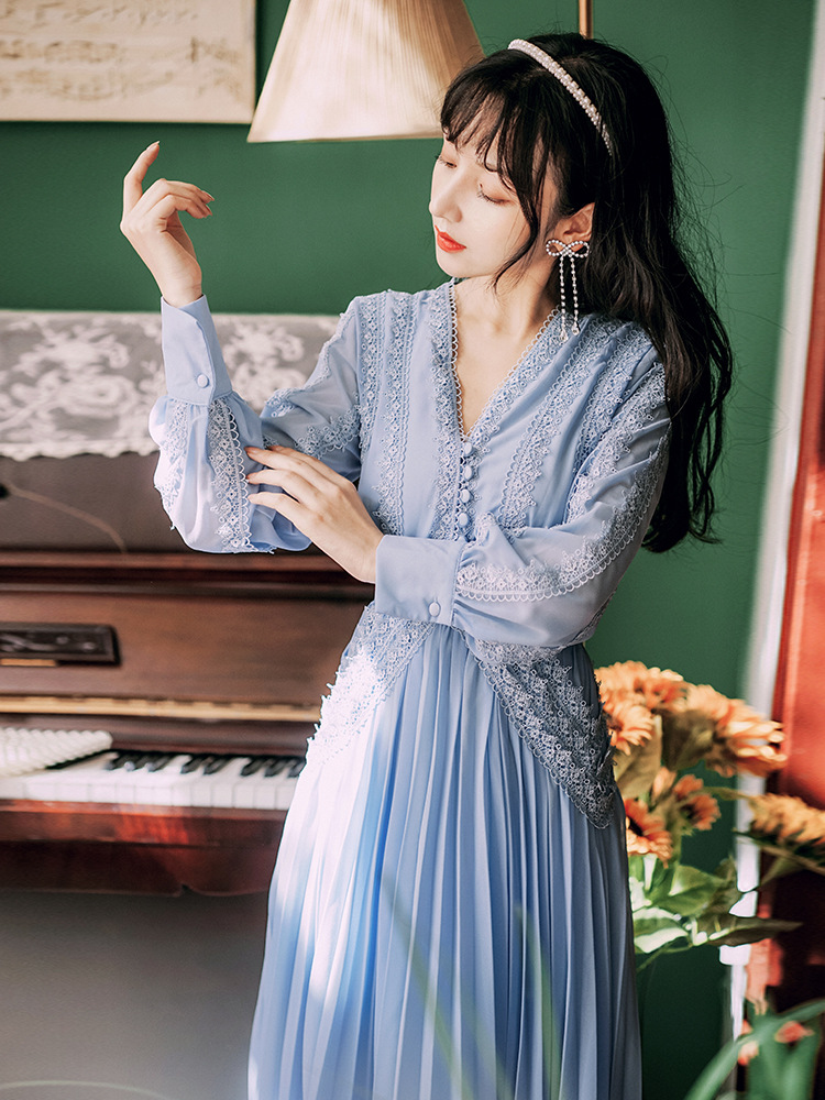 Palace Style Lace Stitching Chiffon Long Dress With Waist Temperament Pleated Fairy Dress