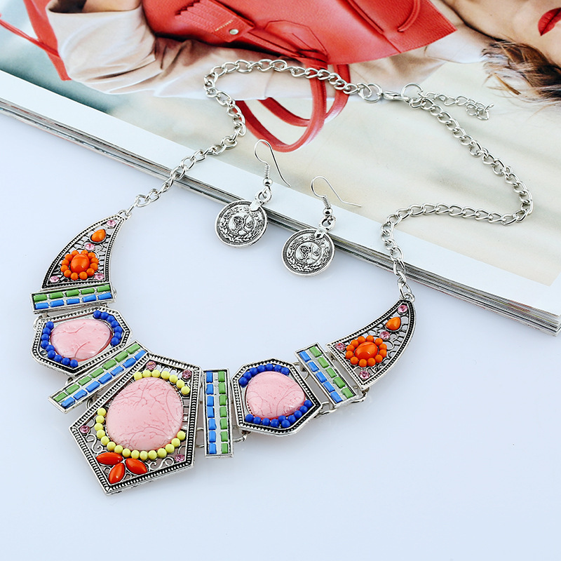 European And American Retro Exaggerated Necklace
