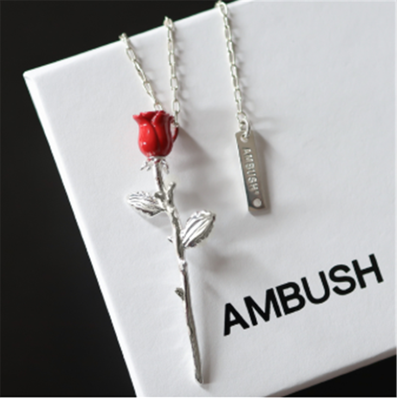 Sweater Chain With Pendant Rose Pendant