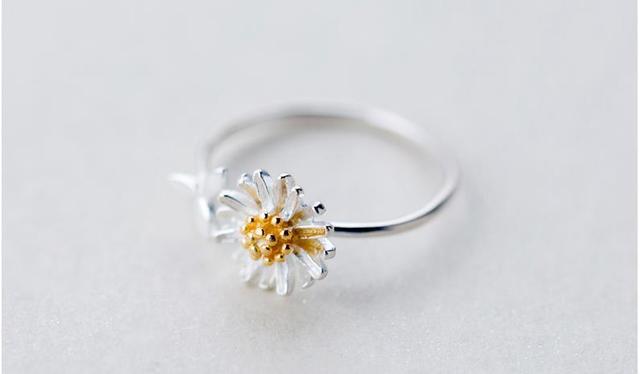 Daisy Women's Wreath Adjustable Wedding Ring Fashion Small Fresh Pastoral Ring