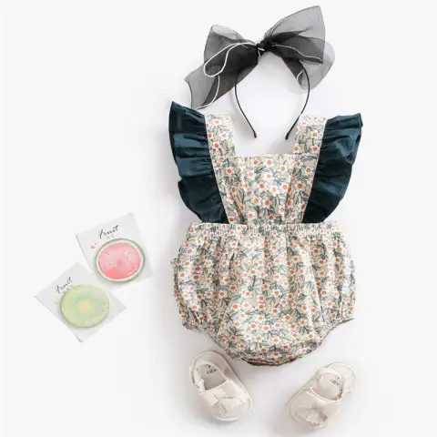 Baby Clothes with Floral Print and Color Matching Pure
