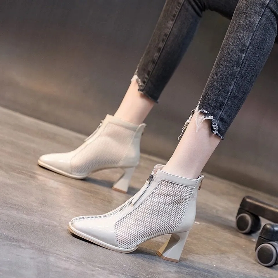 Breathable Chunky Heel High Heel Square Toe Shoes - Beige