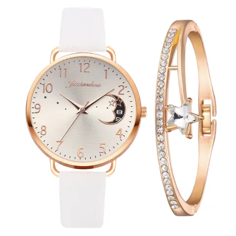 Lovely Moon Pattern Quartz Watch for Women with Strap