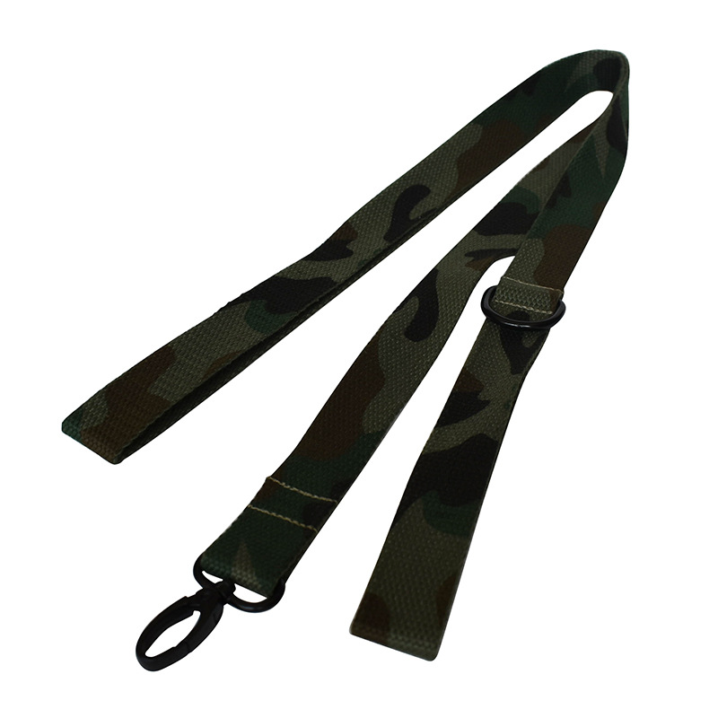 Deep camouflage webbing dog le