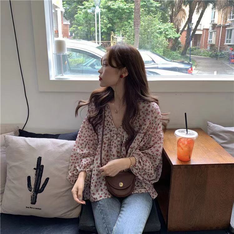 V-neck Puff Sleeve Flower Long-sleeved Chiffon Top