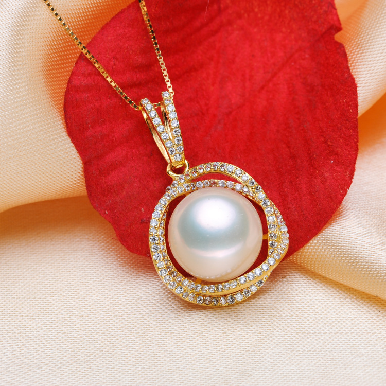 New Arrival of Dai Blue Pearls Dai Blue Freshwater Pearl Pendant 12-13mm Semi-circular Bright Light DZ123-11112