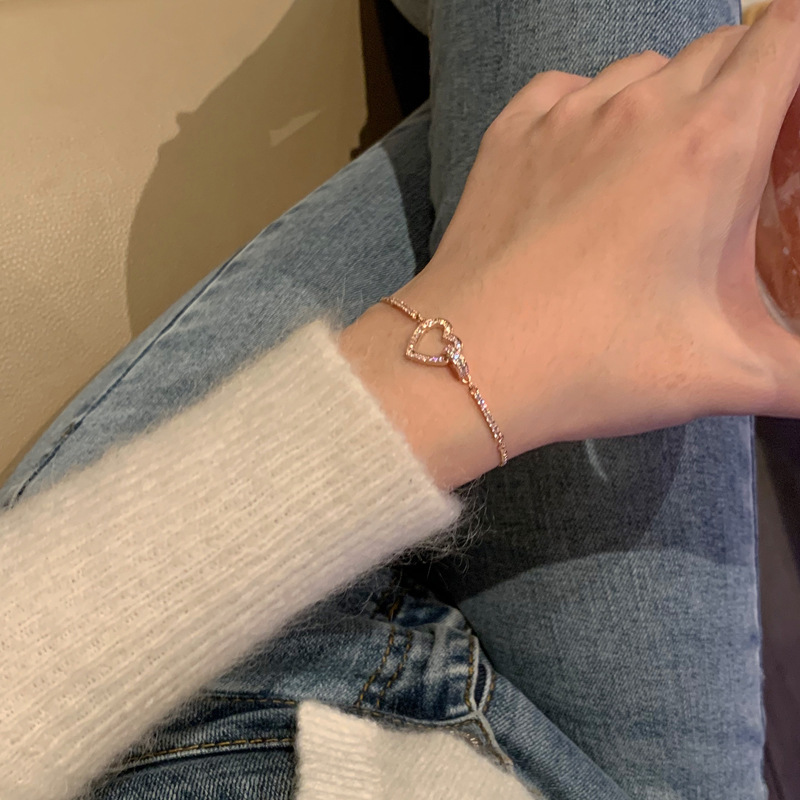 Colorless Love Bracelet Female Ins Niche Design, Light Luxury And Exquisite Forest
