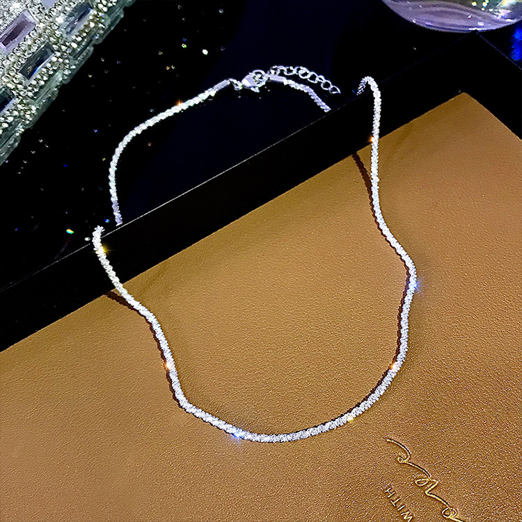 Necklace Light Luxury Niche Chain Accessories Women's Hanging Neck Necklace Collar Flashing Naked Chain Clavicle Chain Element Chain