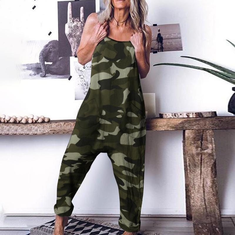 Title 4, Sommerliches ärmelloses Camouflage-Jumpsuit mit...