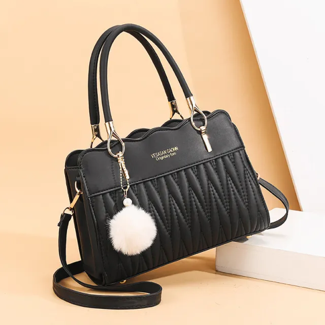 Simple Trend Atmospheric Rhombic Handbag Messenger Bag Black - Shop at LoveMi