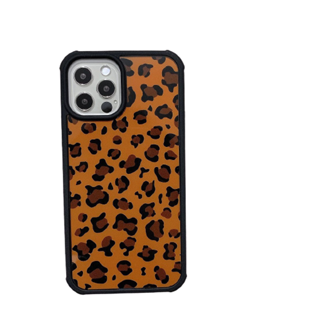 Brown light leopard print