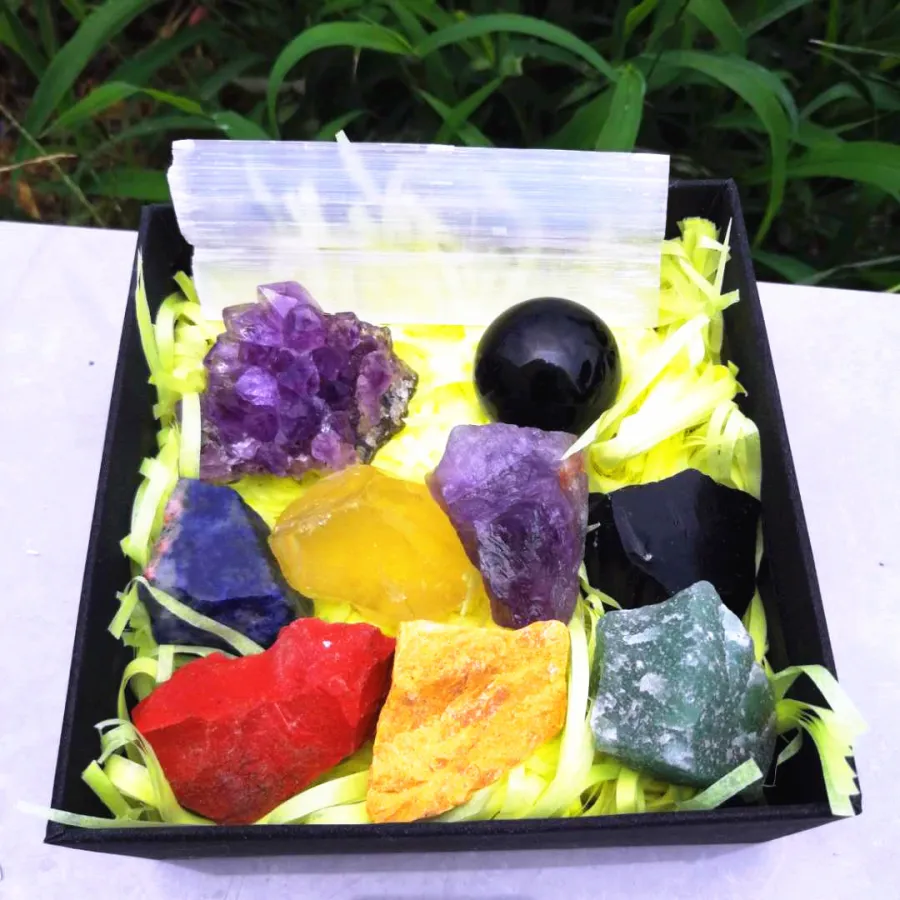 Seven Chakra Stone Gift Set