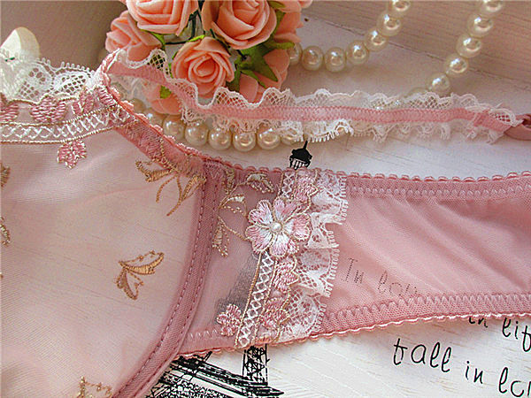 Title 6, Ultra-Thin Cup Bra Xianmei Lotus Root Pink Embr...