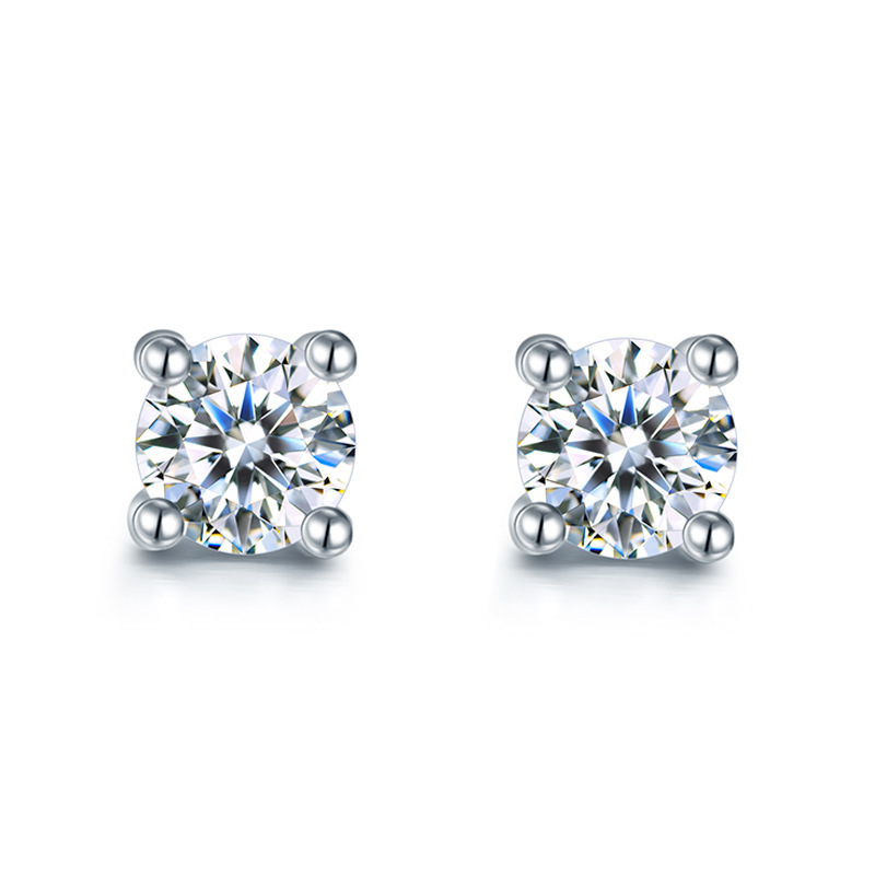 Platinum Four Claw  Diamond Stud Earrings For Female Male