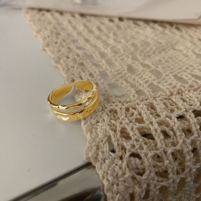 Candy Wavy Line Hollow Ring Female Niche Personality Fashion Temperament Jumpy Ring