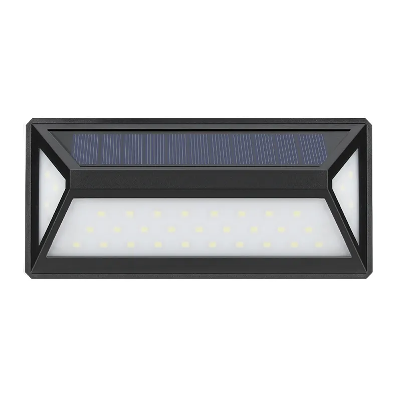 Solar wall light – image 3