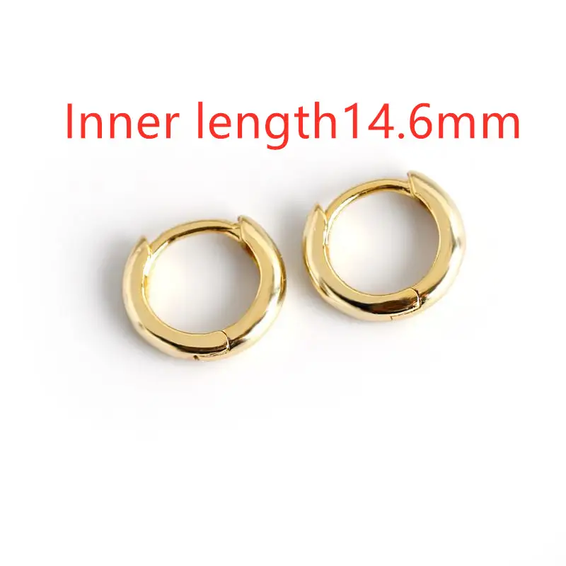 Round smooth earring