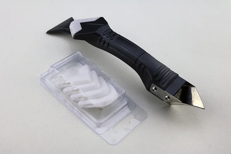 3 in 1 Silicone Removal and Caulking Tool Kit – image 7