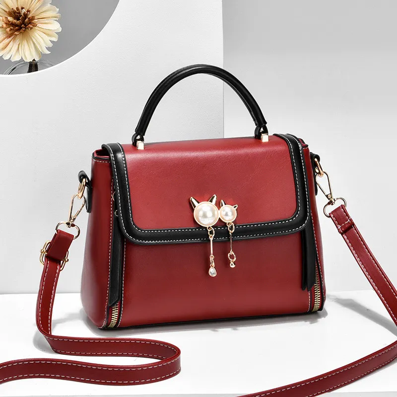 Fashion Small Square Bag Simple Western Style Shoulder Bag - Red