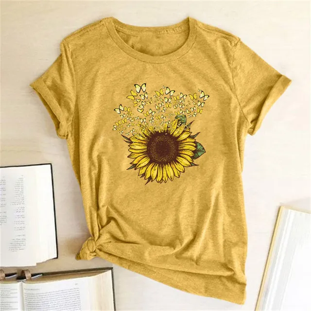 Creative Giraffe Short Sleeve T-shirt Women - Yellow