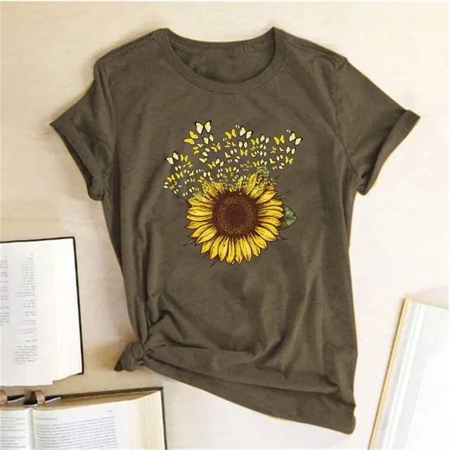 Creative Giraffe Short Sleeve T shirt Women Army Green - Shop at LoveMi